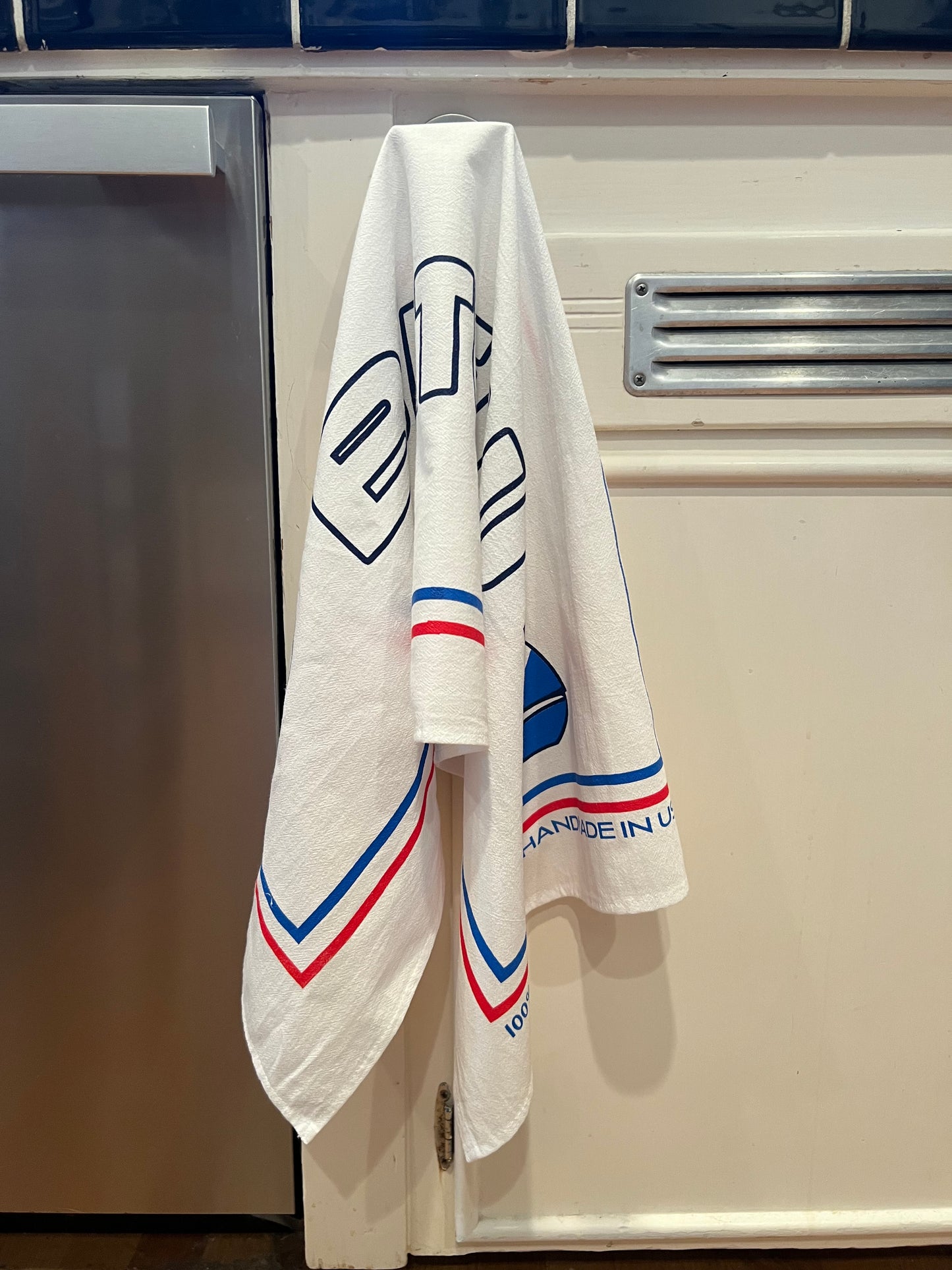 Bateau Tea Towel