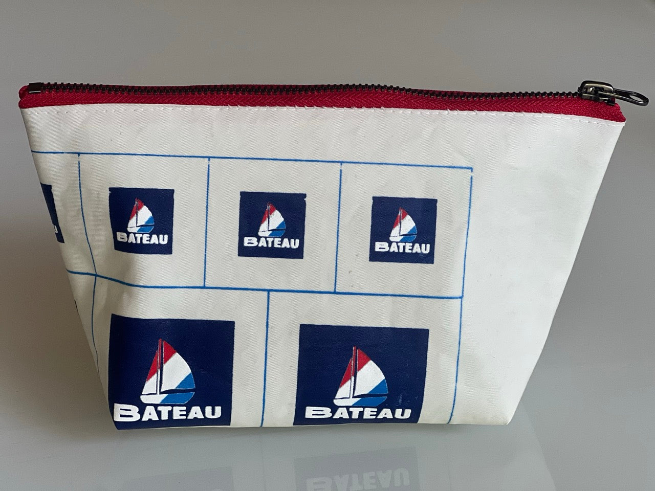 Bateau Printed Accessories Bag