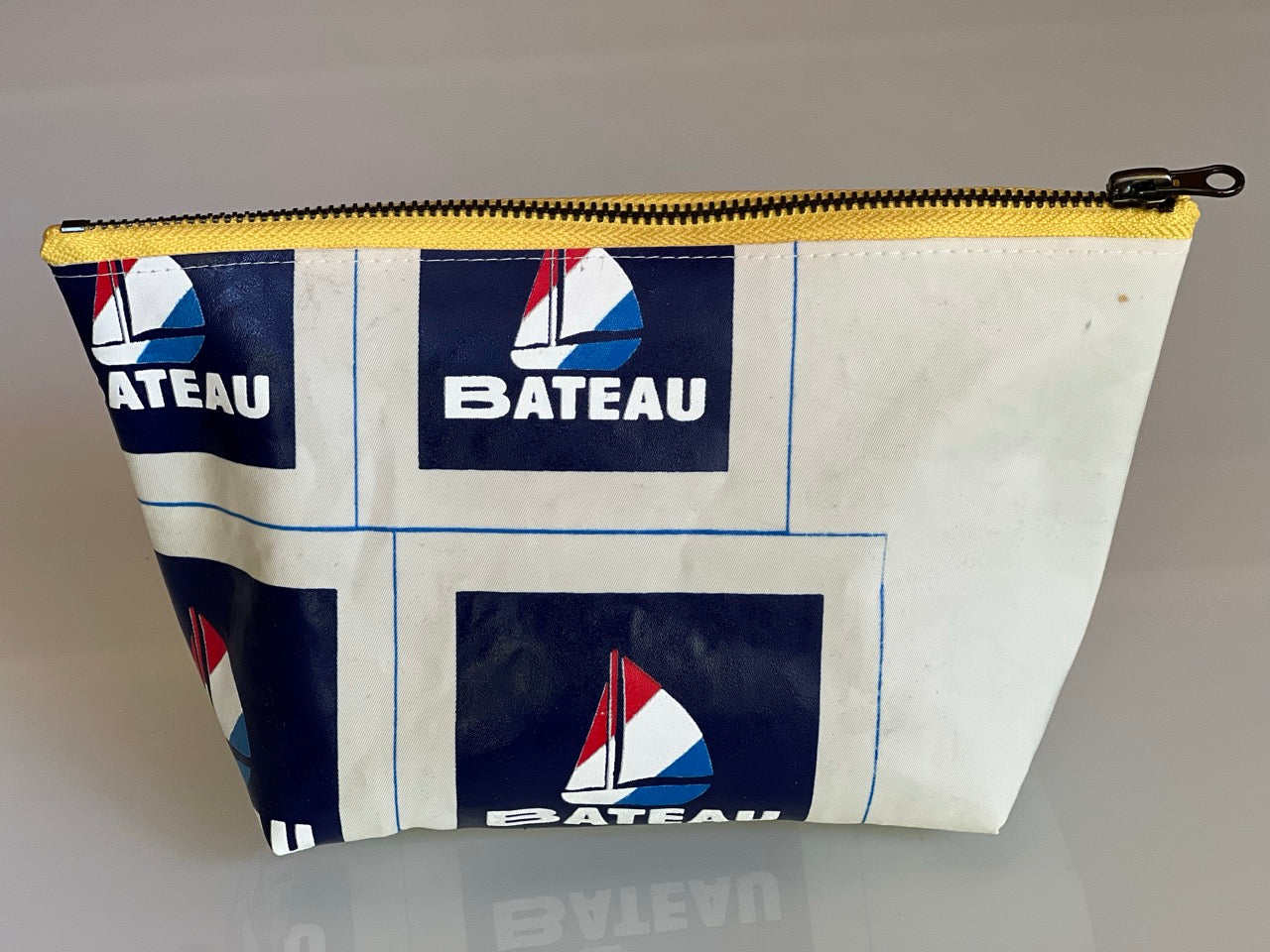 Bateau Printed Accessories Bag
