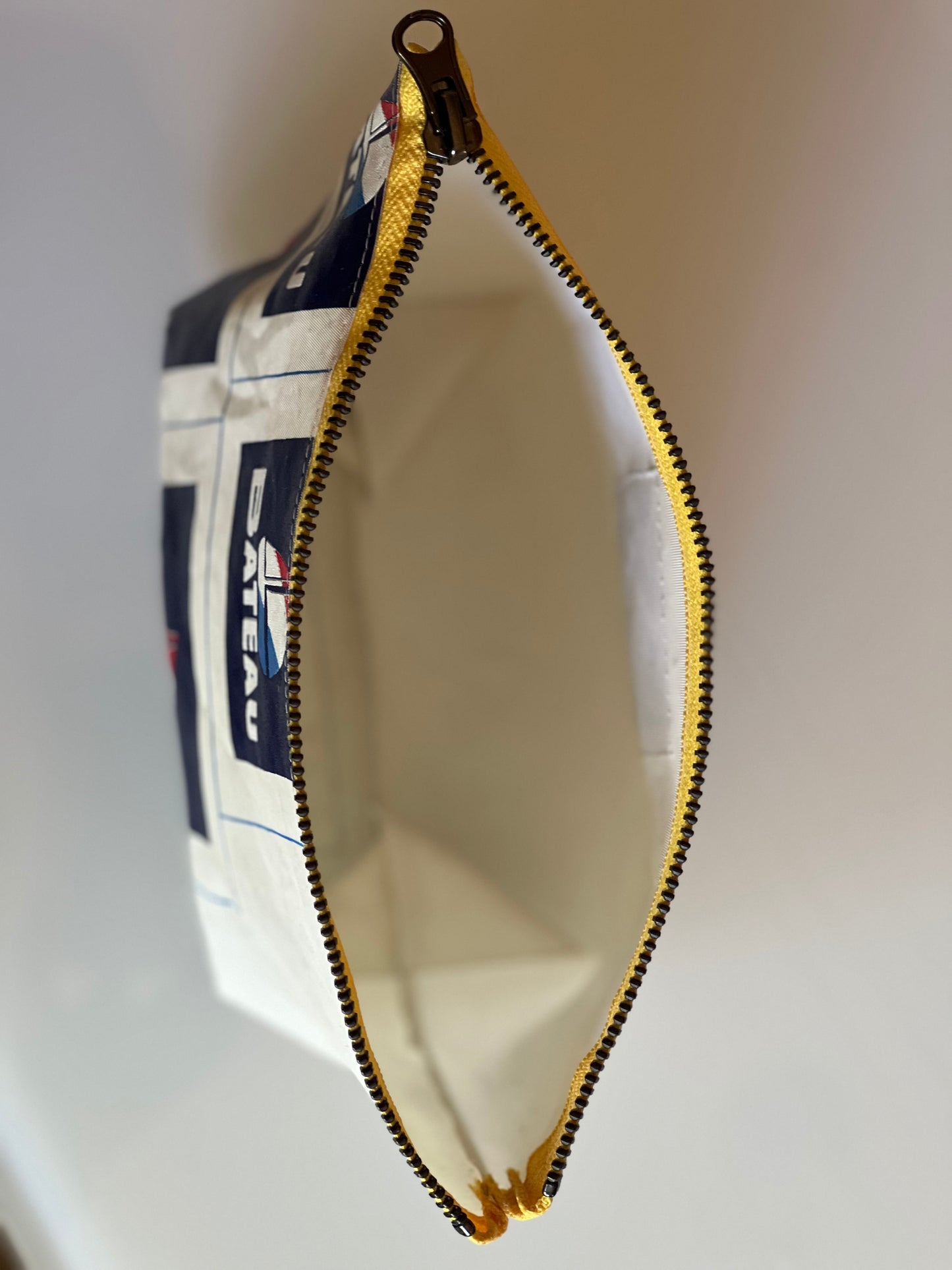 Bateau Printed Accessories Bag
